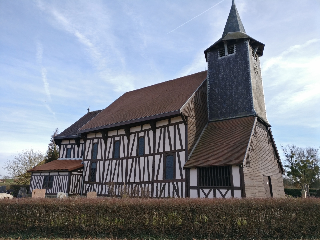 Réalisation bois : POTEAU POUTRE église lac du der